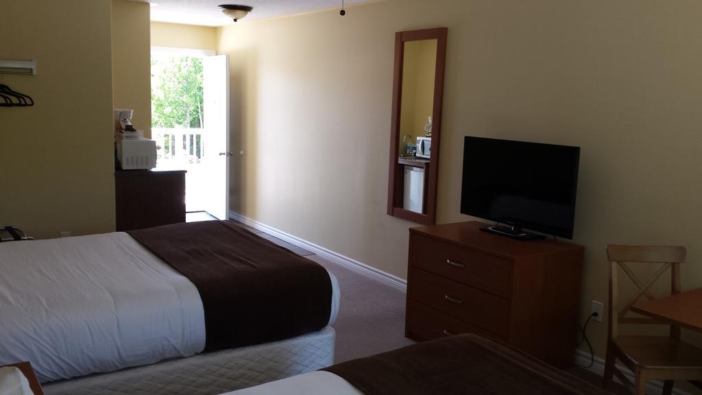 טוברמורי Escarpment Heights Motel מראה חיצוני תמונה