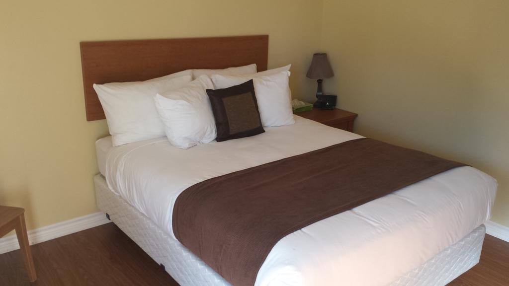 טוברמורי Escarpment Heights Motel מראה חיצוני תמונה